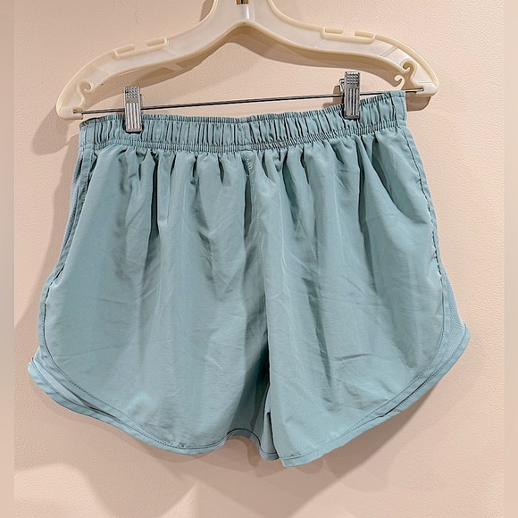 🔥Nike Women's Aqua Athletic Shorts🔥 - Picture 5 of 5